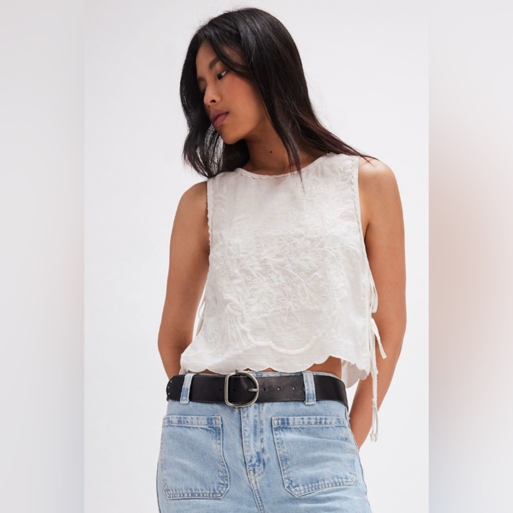 Free People White Embroidered Sleeveless Crop Top
